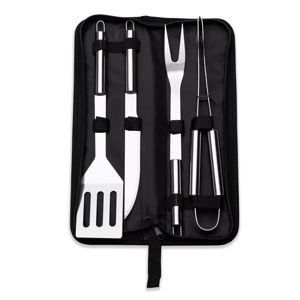 Kit churrasco preto com 4 itens em aço inox dispostos em estojo de tecido aberto