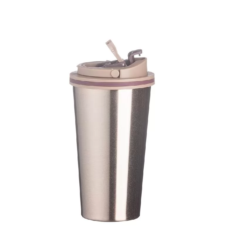 Copo de metal 450ml na cor champagne com tampa plástica e bico aberto em fundo branco
