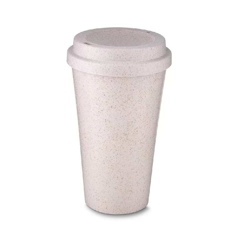 Copo de fibra de arroz 550ml bege com tampa em vista frontal e textura pontilhada sobre fundo branco