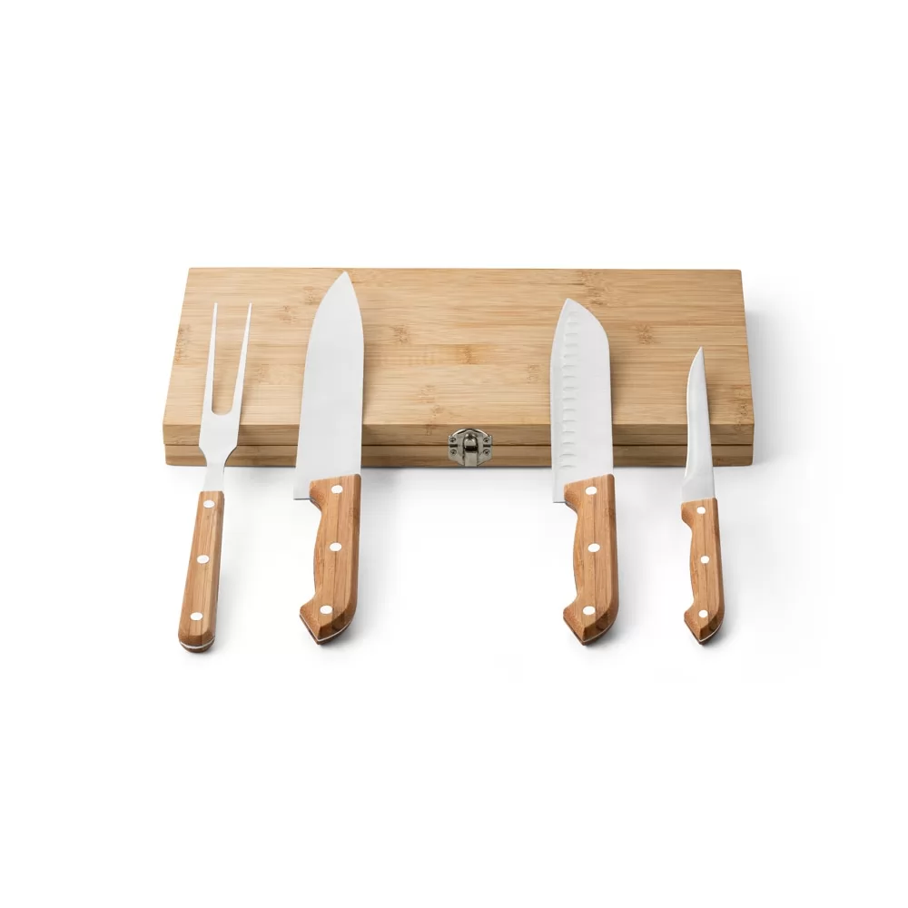 Kit Churrasco Koerper em caixa de bambu com três facas e garfo em inox com cabos de madeira