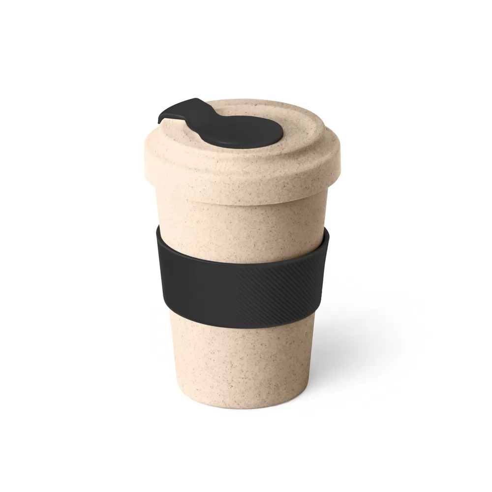 Copo para viagem CANNA bege com textura de fibra, tampa e faixa de silicone preta em fundo branco