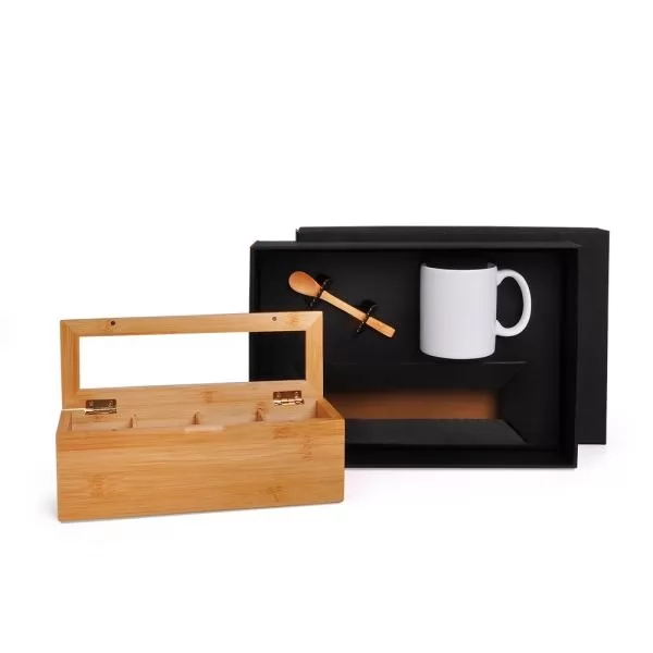 Kit para chá com caixa de bambu, caneca de cerâmica branca e colher de madeira em estojo preto