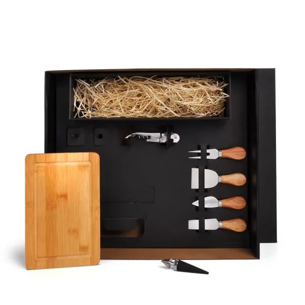 Kit queijo e vinho em caixa preta com tábua de bambu, saca-rolhas e talheres para queijo com cabo de madeira
