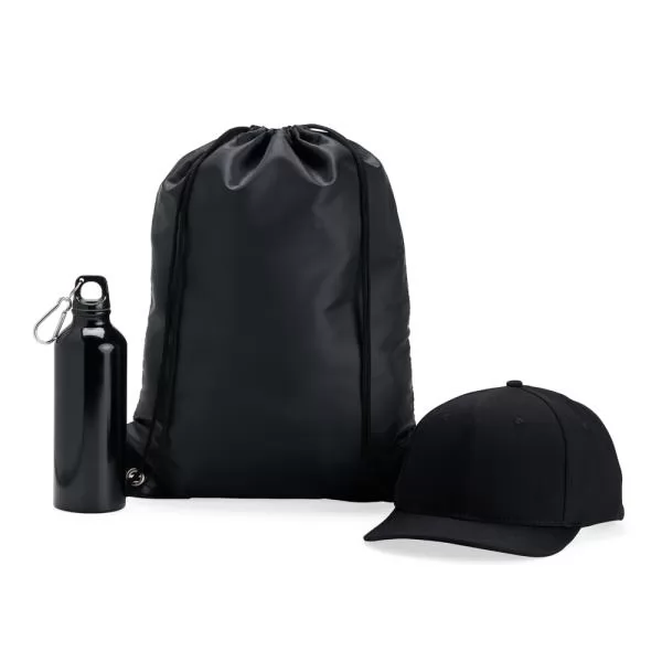 Conjunto mochila sacola, garrafa de metal com mosquetão e boné na cor preta